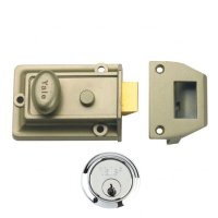YALE 77 & 706 Non-Deadlocking Traditional Nightlatch 60mm ENB with SC Cylinder Boxed
